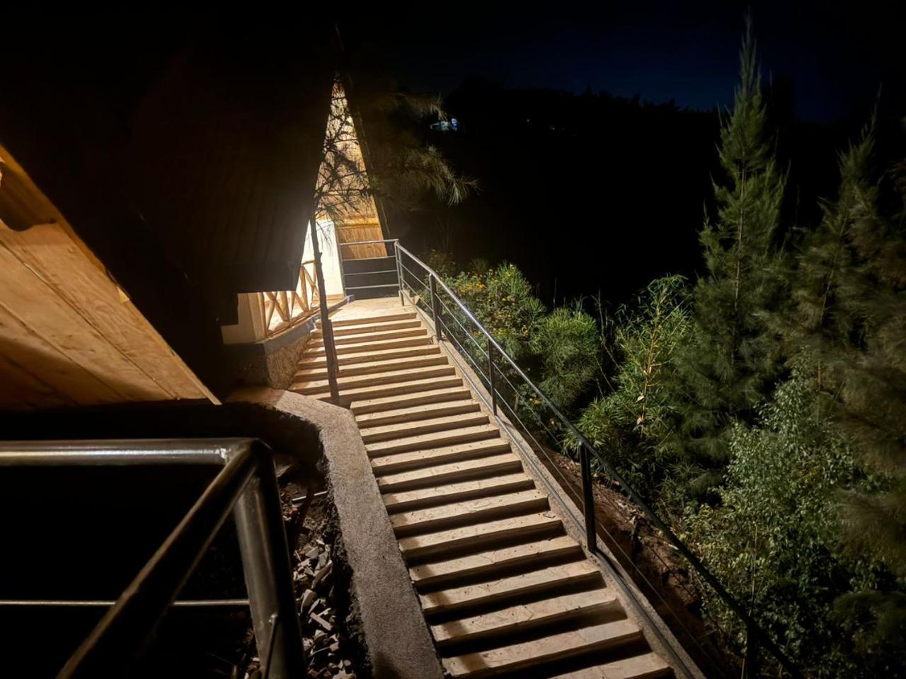 My Hill Eco Lodge Рухенгери Екстериор снимка